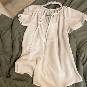 🐇 Maurices white top XS keyhole tie